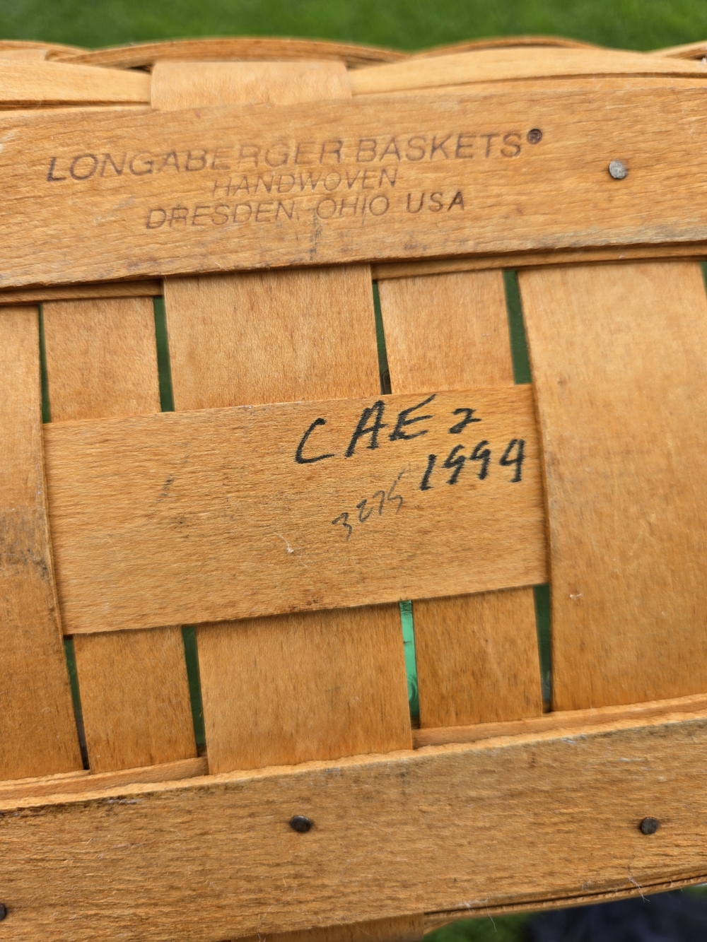 Longaberger Natural Brown Handwoven Wood Basket from 1994